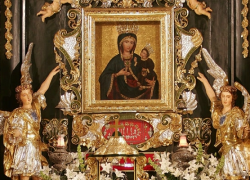 Odnaleziono film z koronacji obrazu Matki Bożej Rychwałdzkiej z 1965r.
