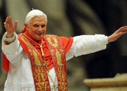 Benedykt XVI kończy dzisiaj 90 lat