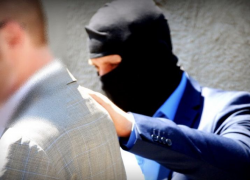 Biznesmeni zatrzymani „na gorącym uczynku” przez CBA. W tle łapówka i miejski ratusz